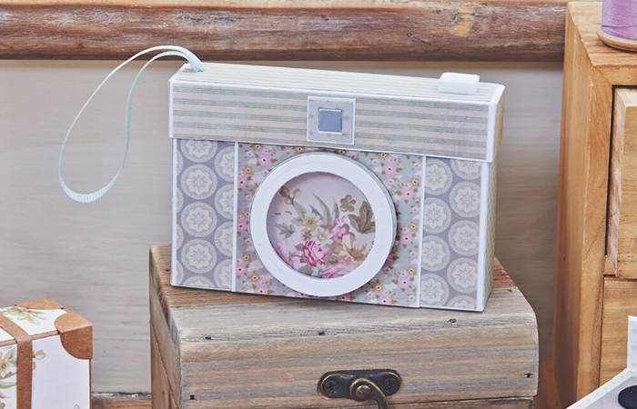 Cómo hacer una caja con forma de cámara de fotos caja con forma de cámara