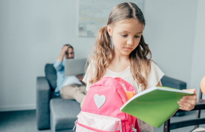 Beneficios de tener una agenda para la responsabilidad Beneficios de tener una agenda escolar: les hace ser más responsables y autónomos