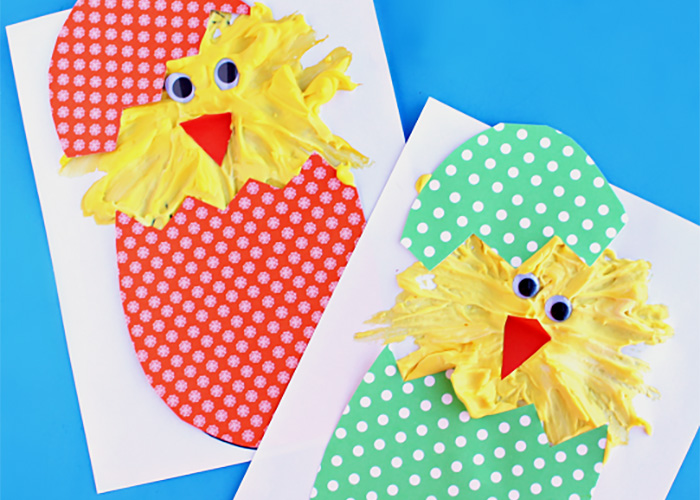 manualidad de pollito con pintura hinchada pollito con pintura hinchada