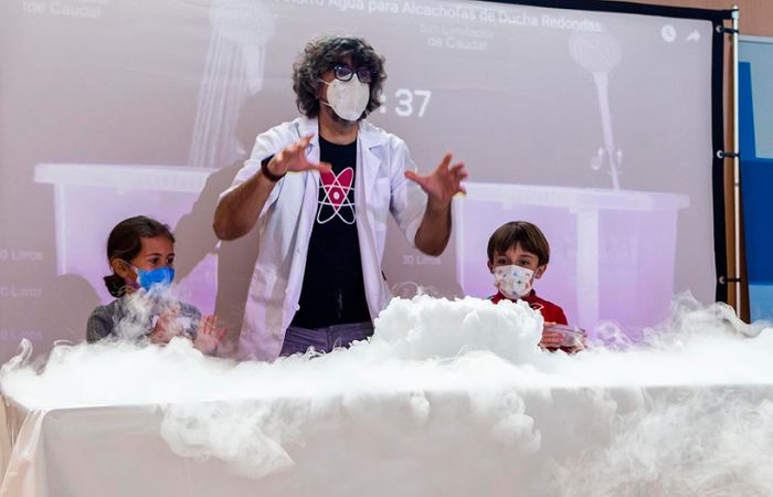 Talleres científico-medioambientales para niños en la Fundación Canal