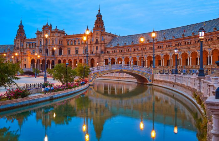 Sevilla, una estupenda ciudad para recorrer en bici Ciudades para ir en bicicleta con niños: Sevilla