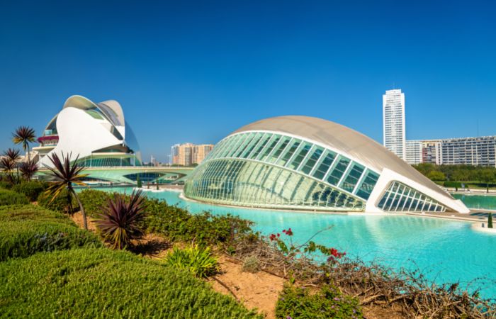 Panorámica de la Ciudad de las Artes y las Ciencias de Valencia Ciudad de las Artes y las Ciencias, Valencia en bici