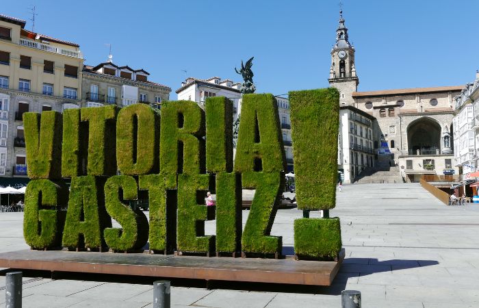 La célebre plaza de la Virgen Blanca, de Vitoria-Gasteiz Vitoria Gasteiz La Virgen Blanca