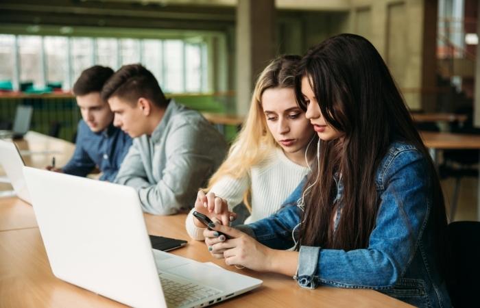 ¿Es educar en competencias educar sin contenidos?