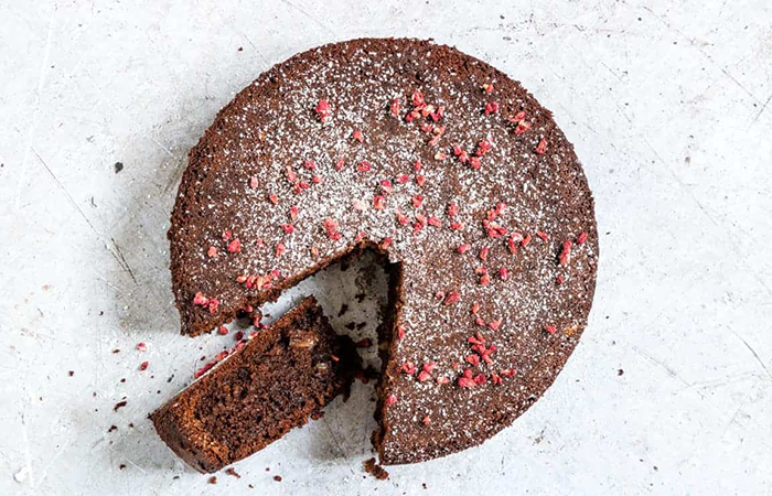 receta de postres de Navidad en freidora de aire: con chocolate y sin gluten tarta de chocolate en freidora sin aceite