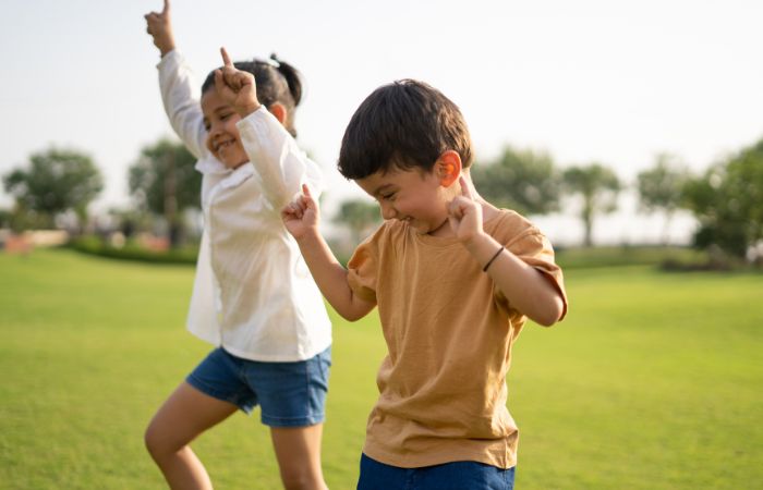 Los 7 errores más comunes que se cometen a la hora de ir al parque: no vigilar a los niños Errores en el parque: no prestar suficiente atención a los niños