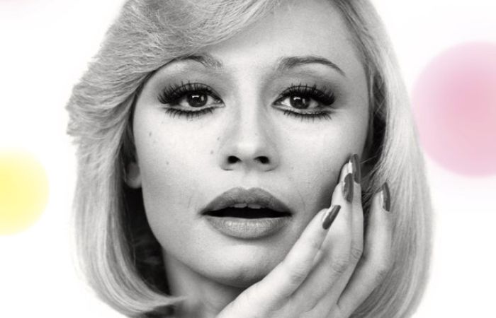 Fotograma de la docuserie sobre Raffaella Carrà pelis y series de estreno en Disney+: Raffaella