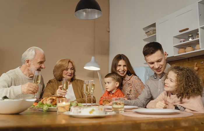 Esforzarse por mantener un buen ambiente familia, fundamental Buen ambiente familiar