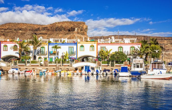 Puerto de Mogán, en Gran Canaria, uno de los pueblos más bonitos de España en primavera Pueblos más bonitos de España en primavera: Puerto de Mogán