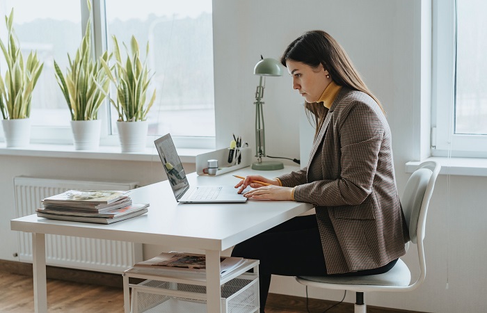 Estereotipos femeninos y futuro profesional Estereotipos femeninos en el mercado laboral