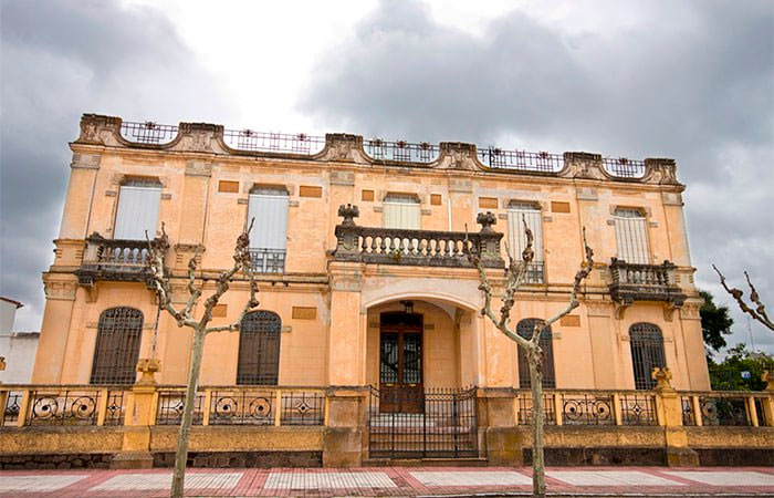 No te pierdas Miajadas: un lugar cargado de historia miajadas extremadura caceres pueblos camino a la playa españa