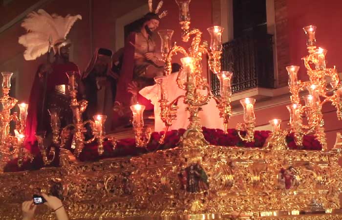 La Semana Santa de Granada representa la Pasión de Jesucristo semana santa granada españa
