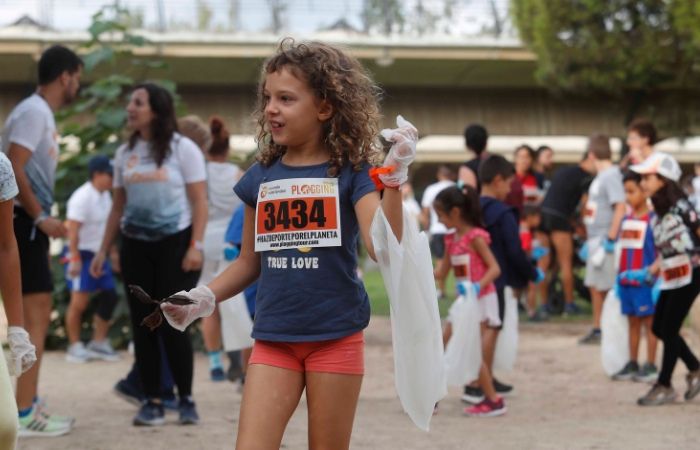 Haz deporte por el planeta. Nationale-Nederlanden Plogging Tour en Valencia