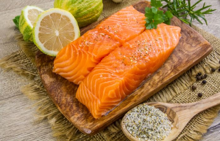El salmón contribuye a una buena salud visual de los adultos Salmón para cuidar los ojos