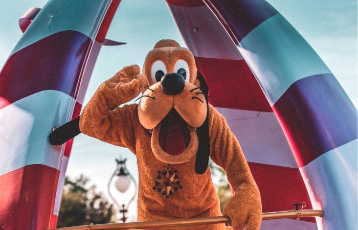 Viajar a disneyland paris desde españa pluto disney