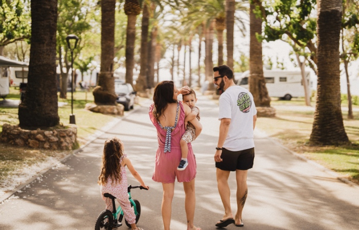 Campings para ir con perro Familia en camping de Tarragona