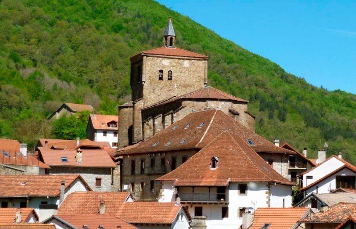 Navarra, un gran refugio contra el calor. ¡Visita Isaba! Isaba Navarra, turismo rural para huir del calor en España
