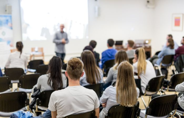 Importancia de los docentes en la motivación Profesores, los motores del aprendizaje