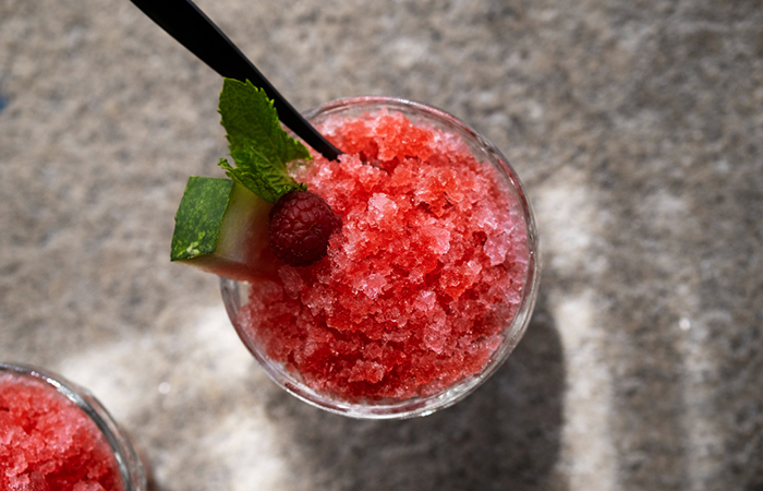 Cómo hacer granizados caseros de frutas actividades refrescantes de interior para hacer en la cocina