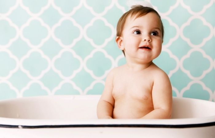 Actividades de chapoteo Chapoteo para los bebés