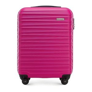 complemento para viajes de color rosa
