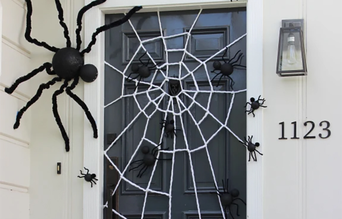 Puerta de Halloween con arañas Puerta con arañas