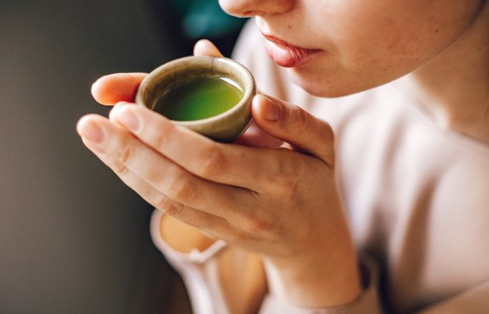 una infusión llena de propiedades beneficiosas té matcha