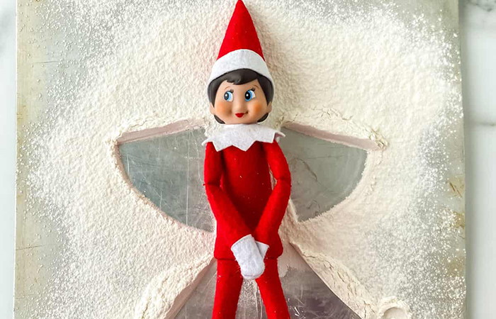 Cómo hacer un ángel de nieve con Elf on the Shelf ángel de nieve