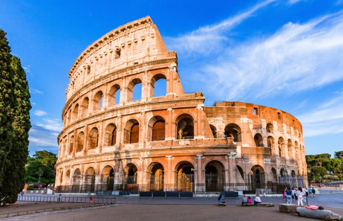 El Coliseo de Roma: ¿puedes imaginar a los gladiadores? Destinos turísticos Google 2023 Italia