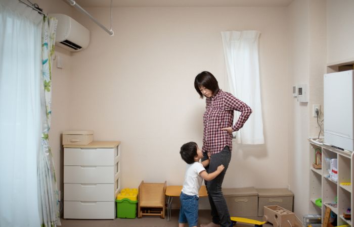 A veces los factores externos pueden afectarlos y buscan atención de la manera que pueden Niños que reclaman la atención demasiado