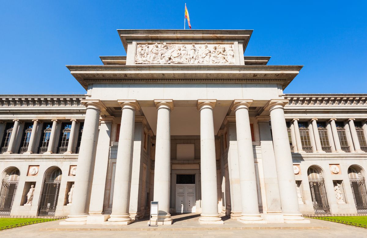 Parte de la fachada del museo del prado Museo del Prado