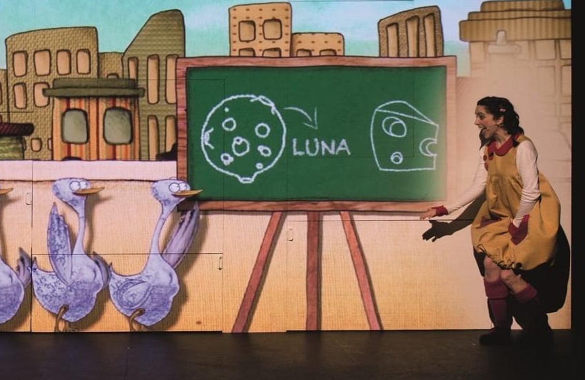 A la luna