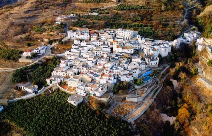 Soportújar, el pueblo de las brujas en Granada
