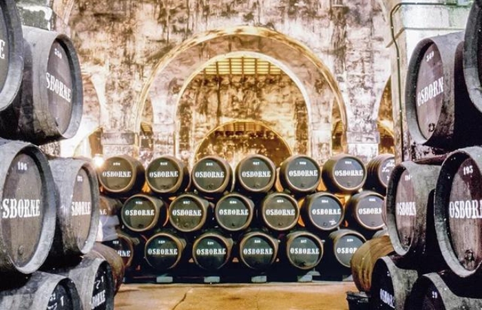 Bodegas de Osborne Visita con cata a las Bodegas de Osborne