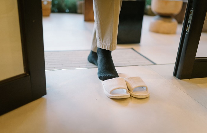 Usar zapatillas en casa Zapatillas de andar por casa