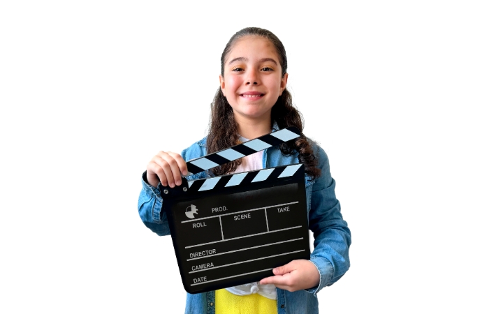 niña con claqueta MADS Cine Camps