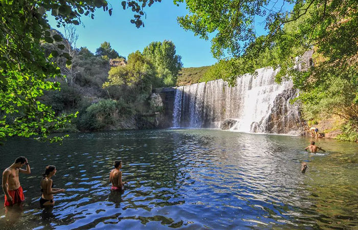 Salto del Pelgo en Otero de Villadecanes, León