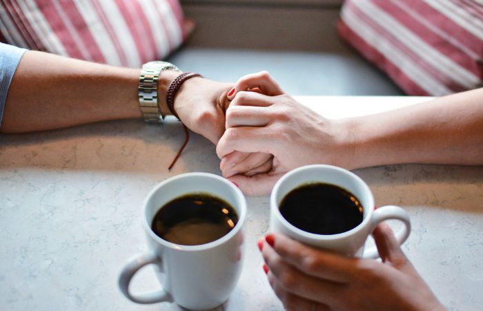 salir en pareja sin el bebé ayuda a mantener sana la relación salir en pareja