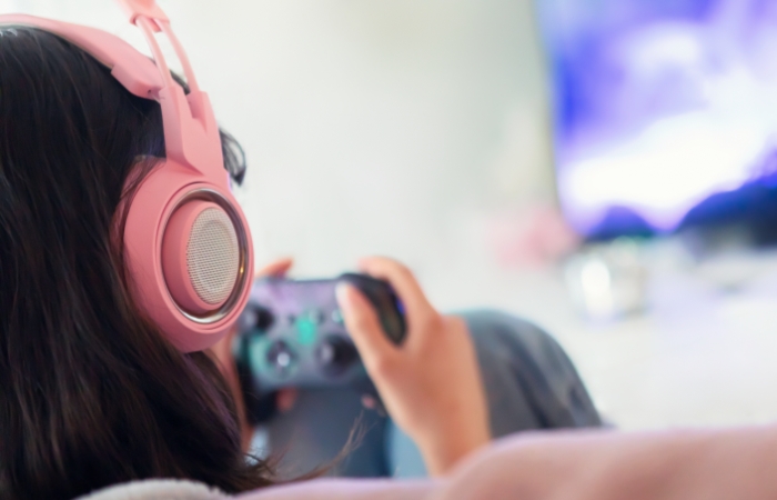 los eSports son competiciones de videojuegos los eSports son competiciones de videojuegos organizadas de manera profesional