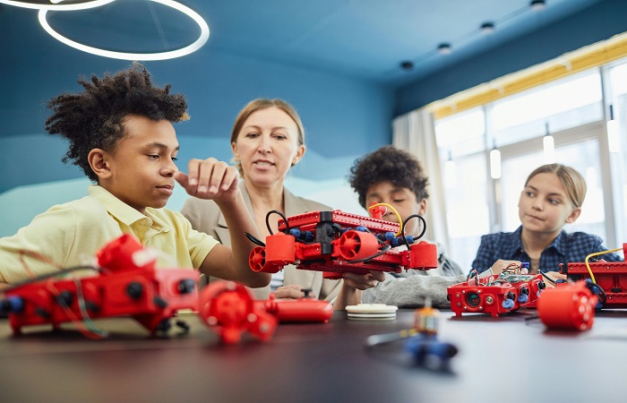 La importancia de las metodologías prácticas Enseñanza práctica en las escuelas activas