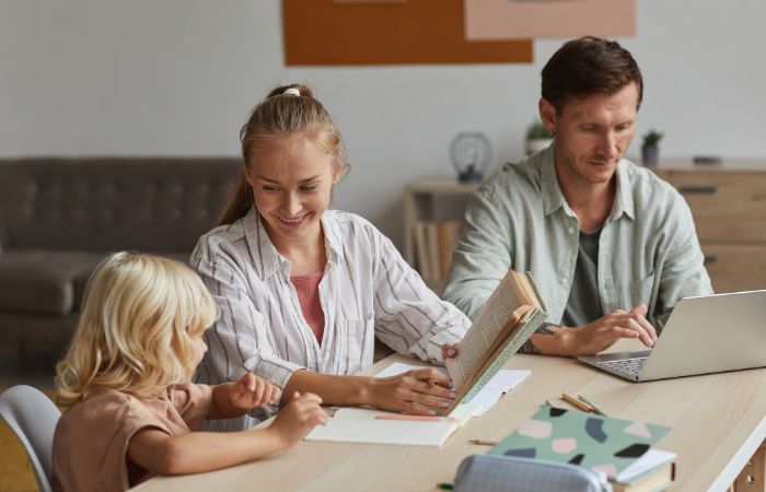 Un ambiente familiar de curiosidad y amor por el conocimiento Modelar la curiosidad en familia