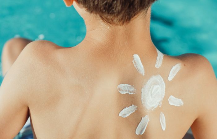el sol predispone a la aparición de lunares en niños tomar el sol con precaución