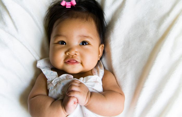 Elegir nombre para el bebé con ayuda de Chat GPT cómo elegir nombre de niña con Chat GPT