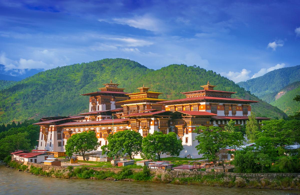 Punakha Dzong, templo budista en Butan butan slow travel