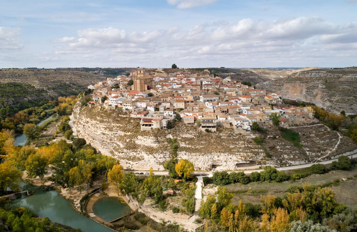 Jorquera, un pueblo poco apto para quienes padecen de vértigo jorquera albacete pueblos con vista al abismo