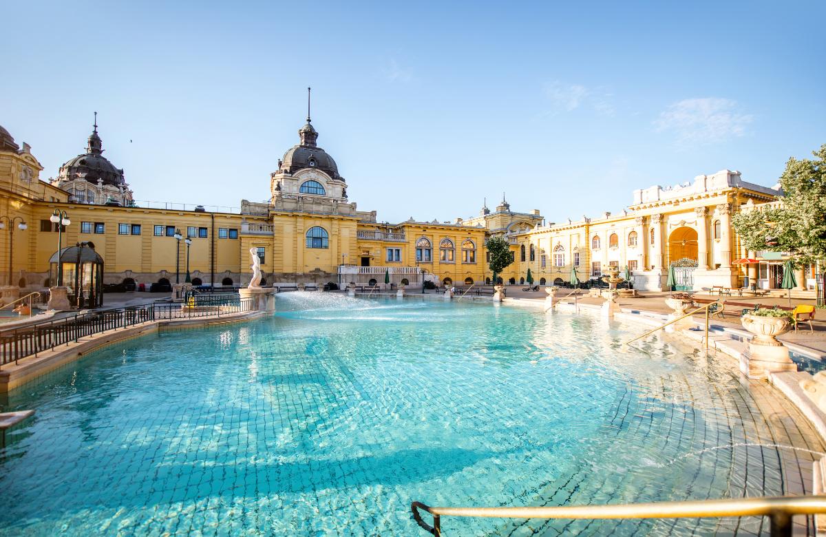 Piscinas exteriores de Szechenyi Szechenyi, Budapest