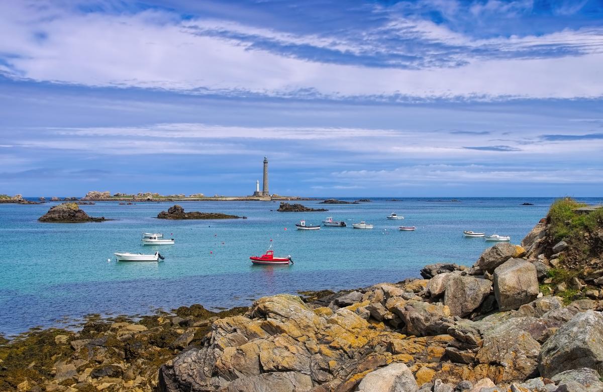 El acceso a Plage de L'ile Vierge es más fácil en barco L’ile Vierge francia