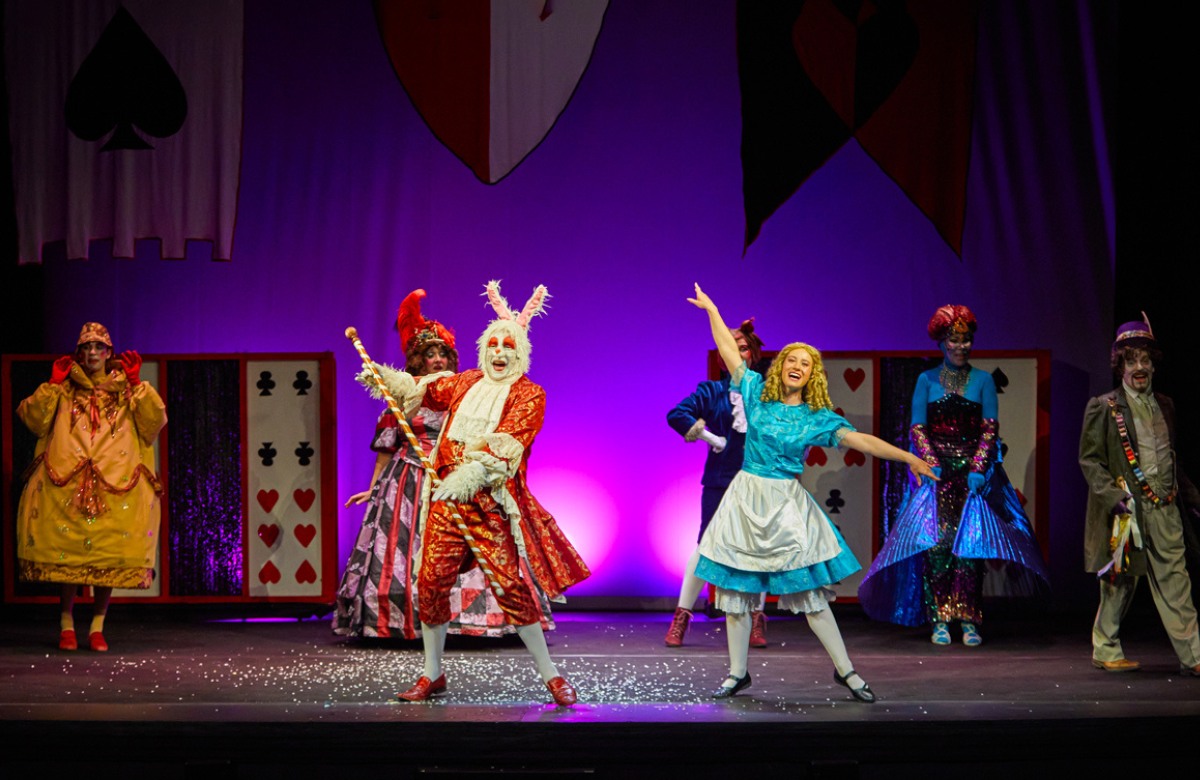 Alicia en el País de las Maravillas, de la compañía de teatro La Maquineta